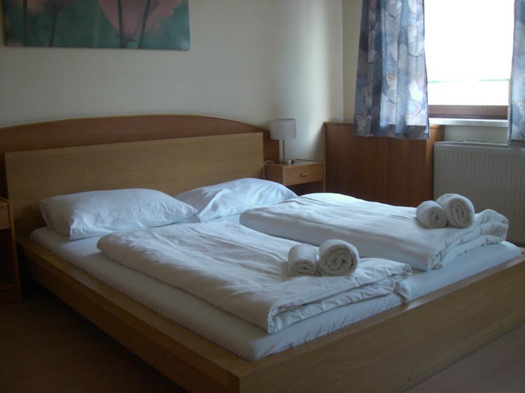 Hotel Peck Viena Quarto foto