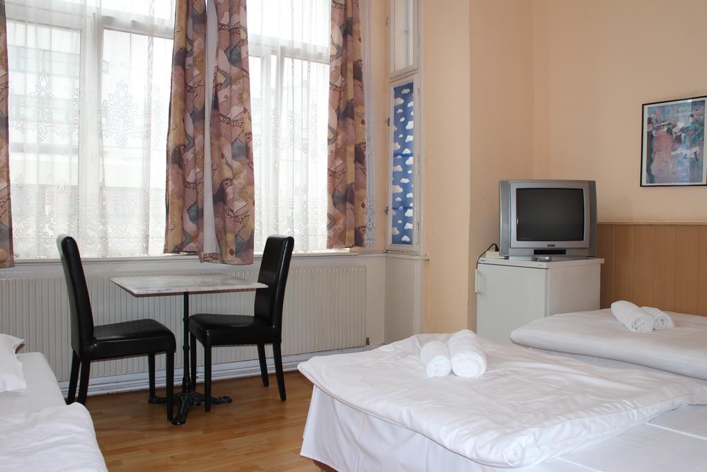 Hotel Peck Viena Quarto foto